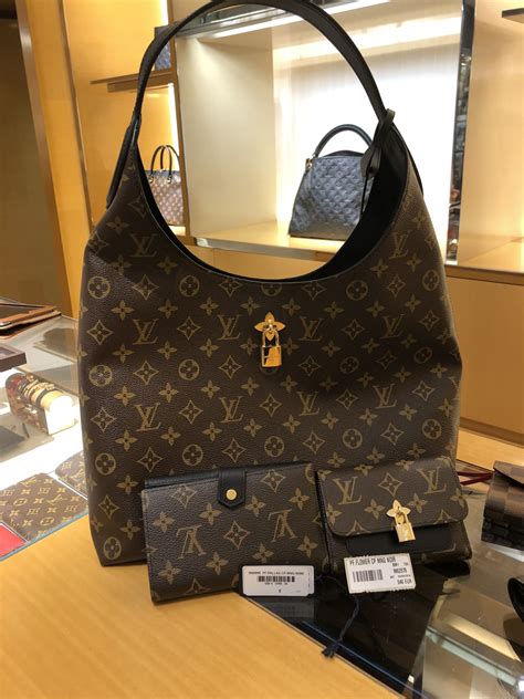 how much is a louis vuitton bag in paris france